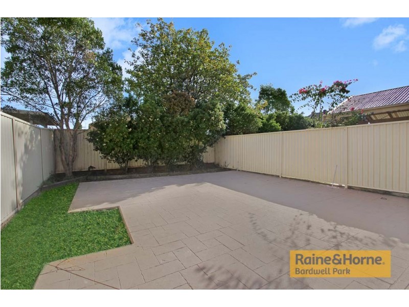 133 Moorefields Road, Roselands NSW 2196