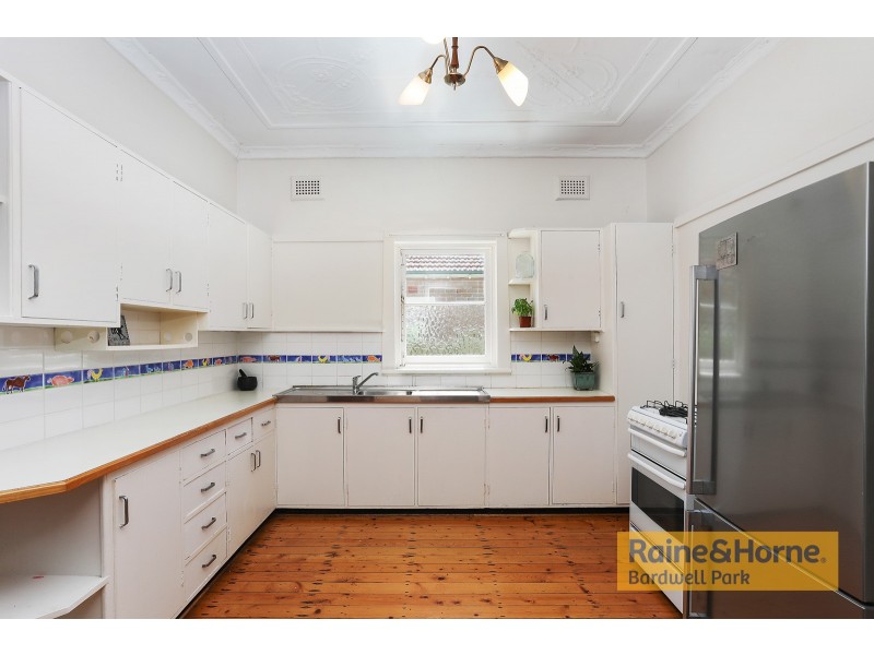 64 Fairview Street, Arncliffe NSW 2205