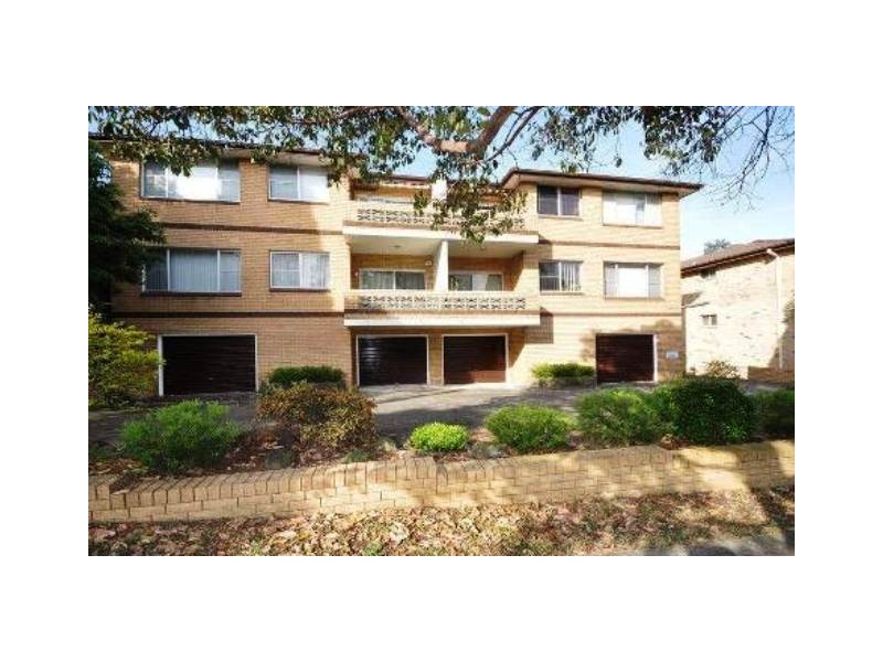 2/186 Queen Victoria Street, Bexley NSW 2207
