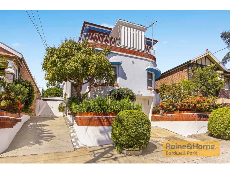 82 Woolcott Street, Earlwood NSW 2206