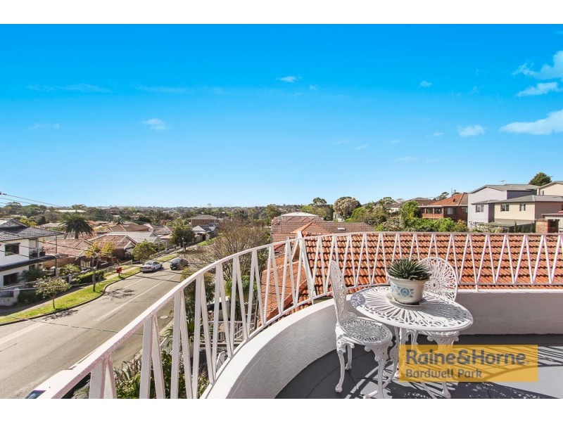 82 Woolcott Street, Earlwood NSW 2206