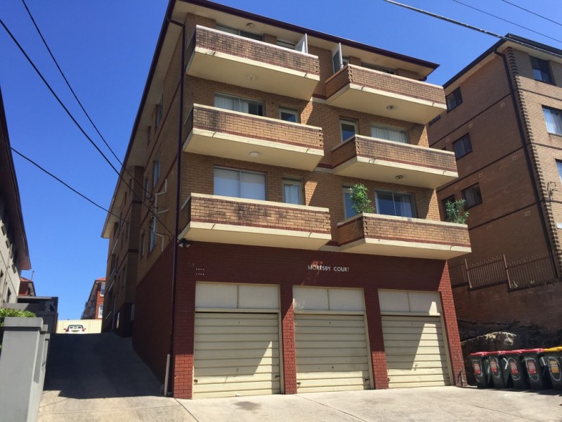 2/28 Glen Street, Marrickville NSW 2204