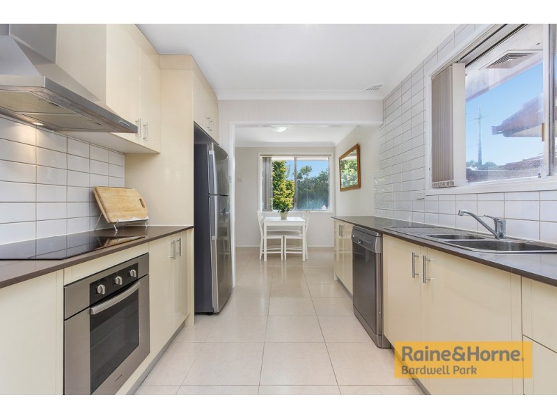 93 Tallawalla Street, Beverly Hills NSW 2209