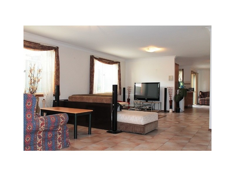 18 Springfield Avenue, Roselands NSW 2196