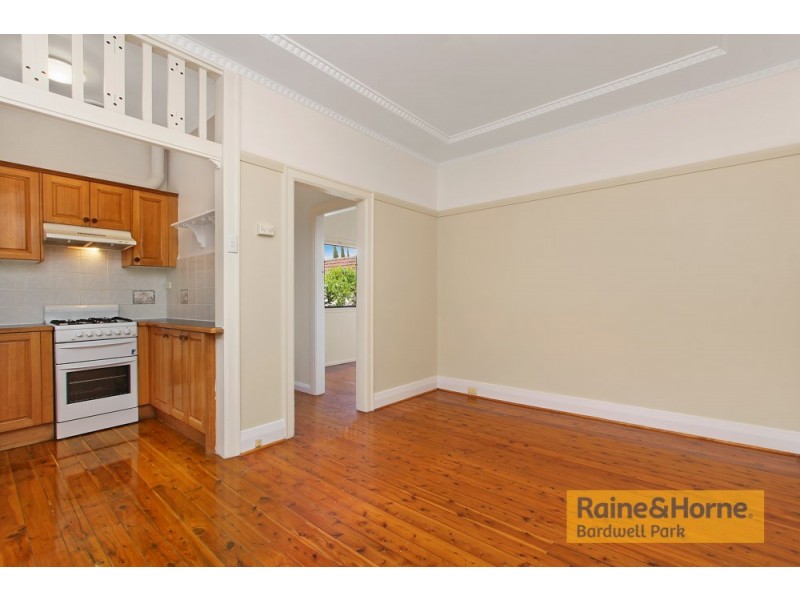 19 Farrell Road, Kingsgrove NSW 2208