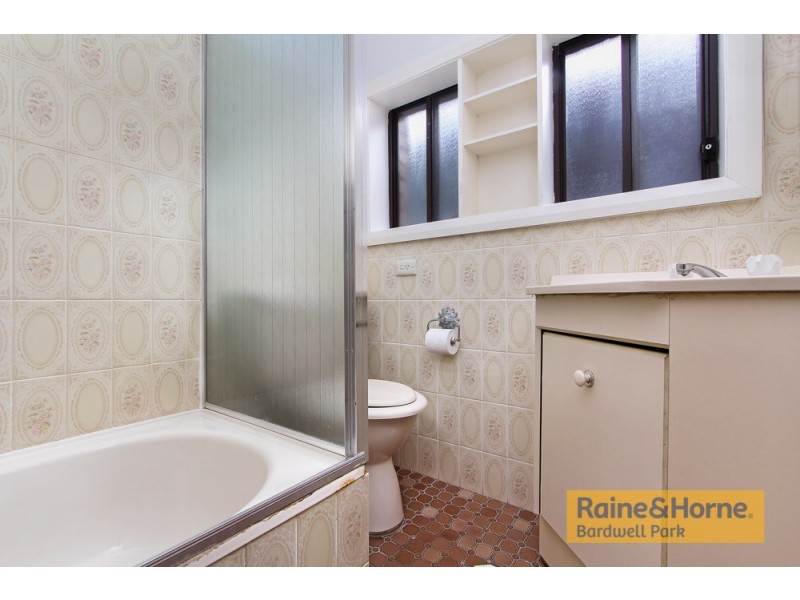 19 Farrell Road, Kingsgrove NSW 2208