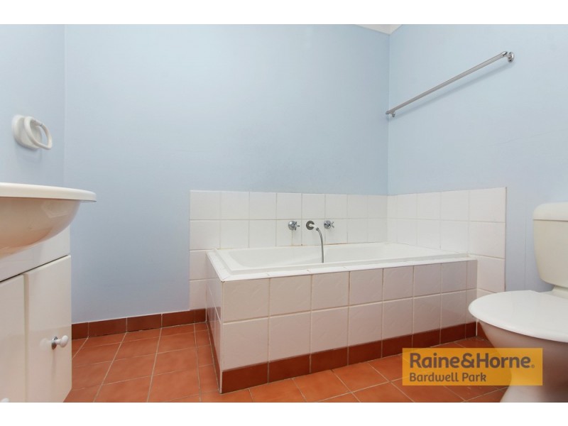 6/29 Alfred Street, Clemton Park NSW 2206