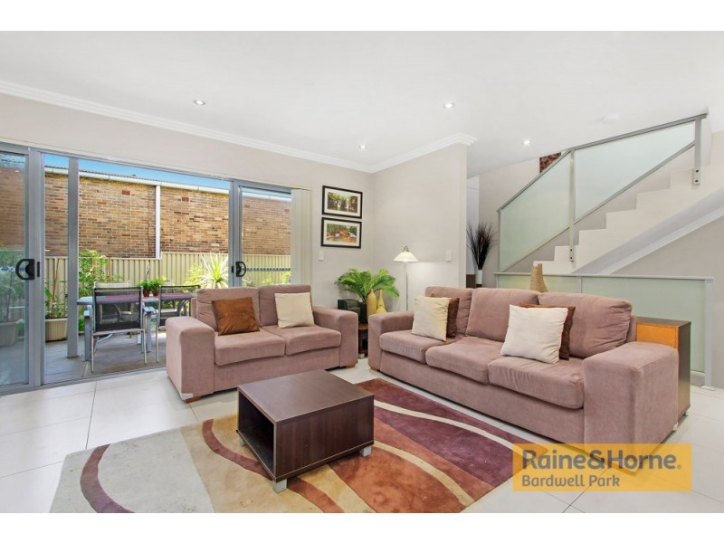 2/16 Myers Street, Roselands NSW 2196