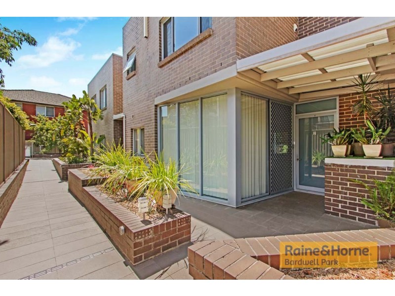 2/16 Myers Street, Roselands NSW 2196