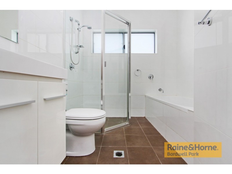 2/16 Myers Street, Roselands NSW 2196