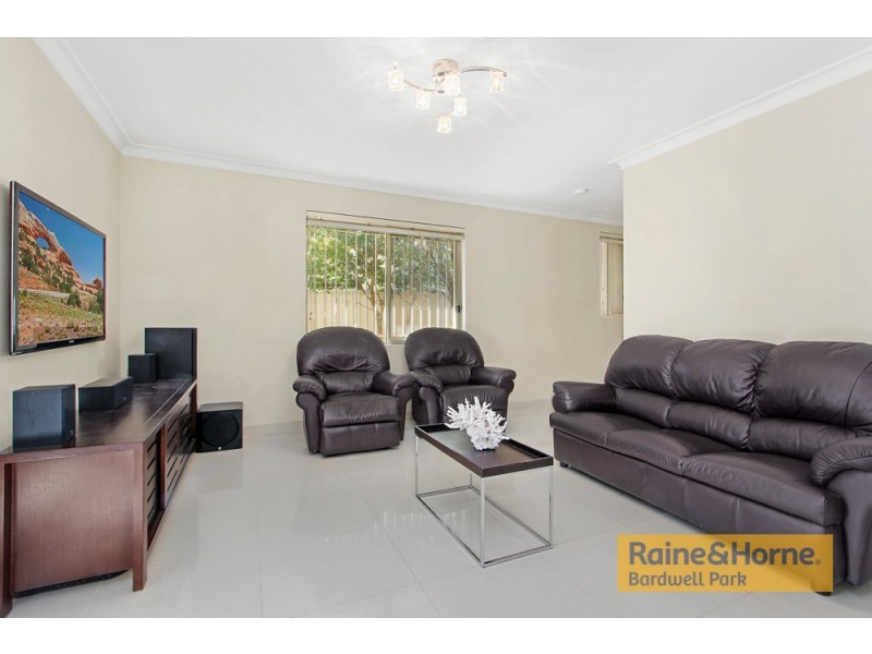 1/53 Gould Street, Campsie NSW 2194