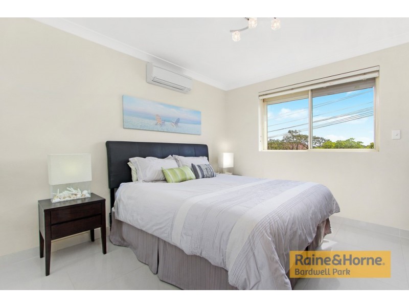 1/53 Gould Street, Campsie NSW 2194
