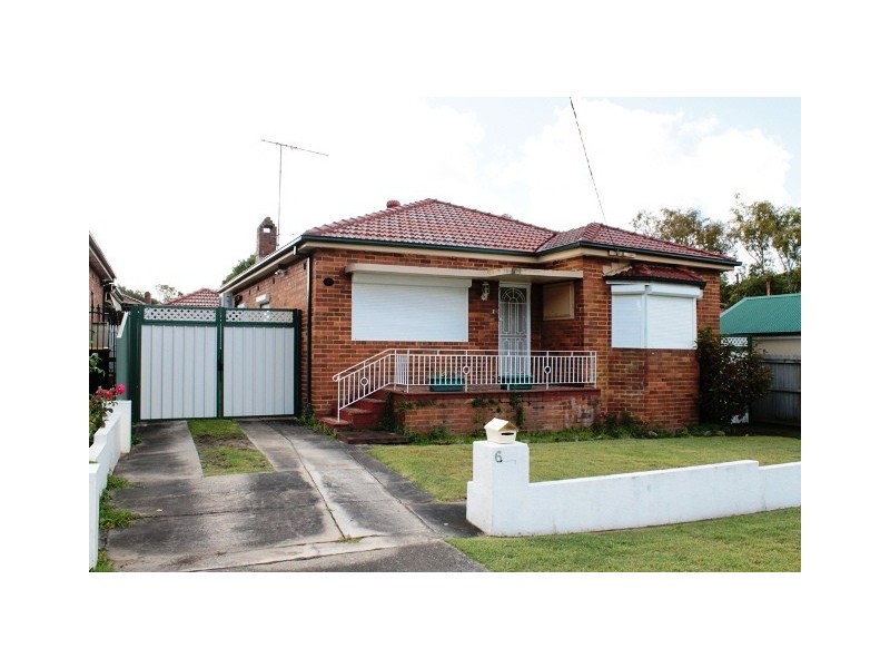 6 Powys Avenue, Bardwell Park NSW 2207