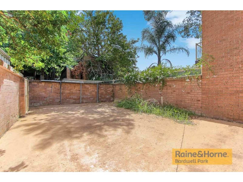 2/42-44 Fuller Street, Chester Hill NSW 2162