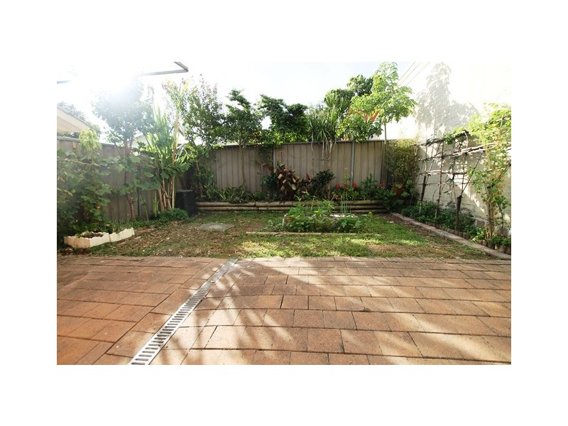 5/8 Wiruna Crescent, Narwee NSW 2209