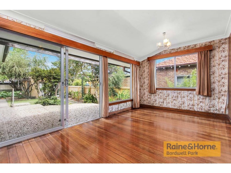 24 Hamilton Street, Bardwell Valley NSW 2207