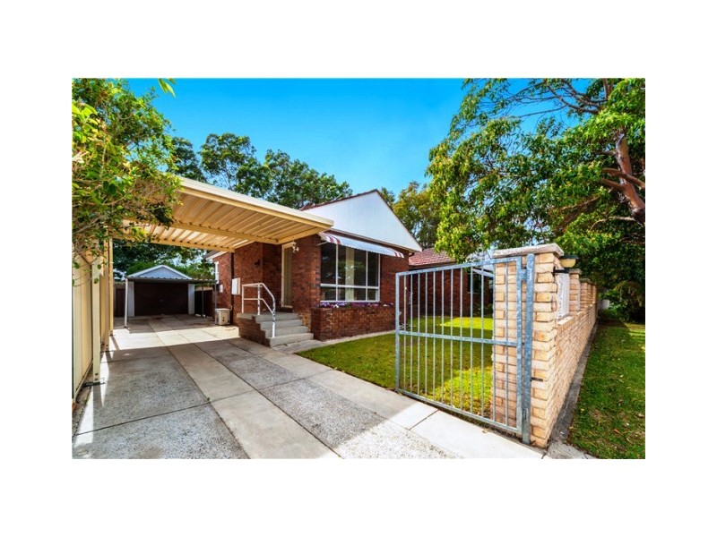 2 Turon Avenue, Kingsgrove NSW 2208