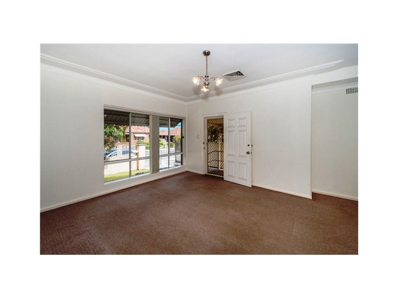 2 Turon Avenue, Kingsgrove NSW 2208