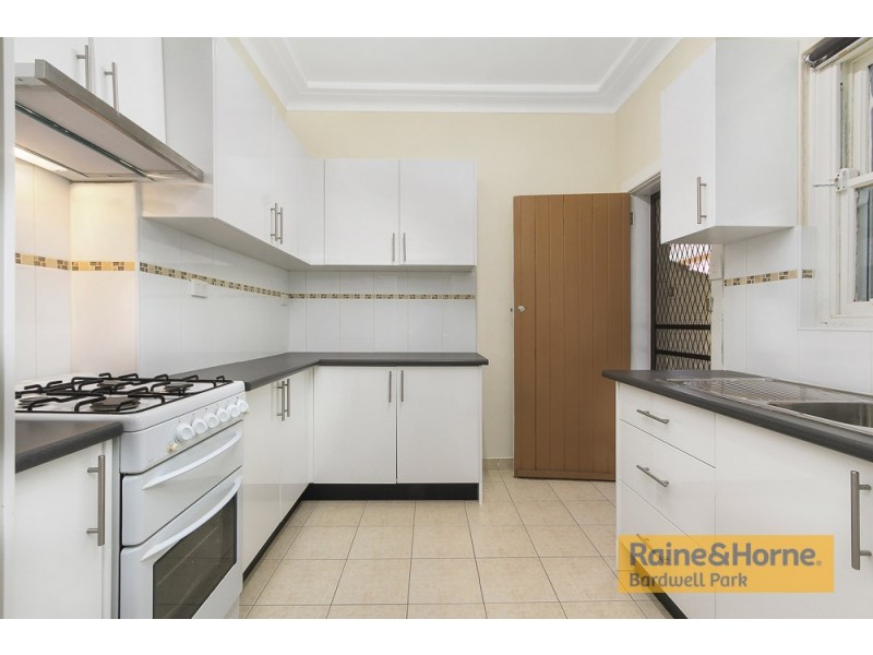 84 Kingsgrove Road, Kingsgrove NSW 2208