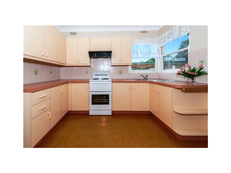 2 Turon Avenue, Kingsgrove NSW 2208