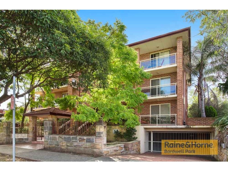 5/4-6 Edgbaston Road, Beverly Hills NSW 2209