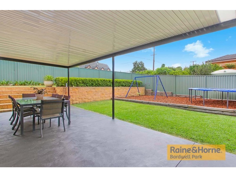 1 Sunshine Parade, Peakhurst Heights NSW 2210