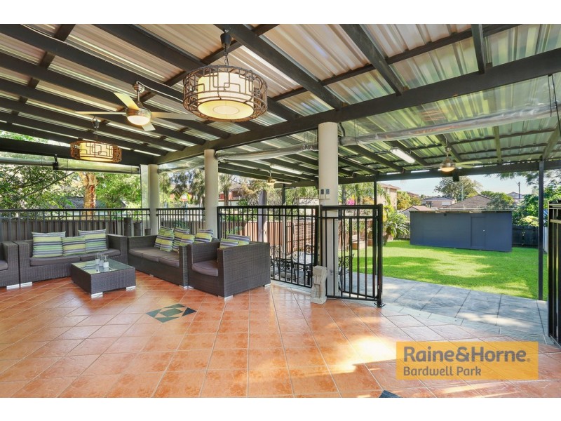 15 Oatley Street, Kingsgrove NSW 2208