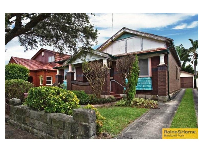 39 Angus Street, Earlwood NSW 2206