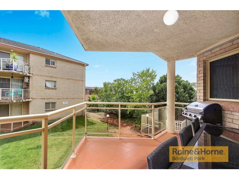 18/1 Hillview Street, Roselands NSW 2196