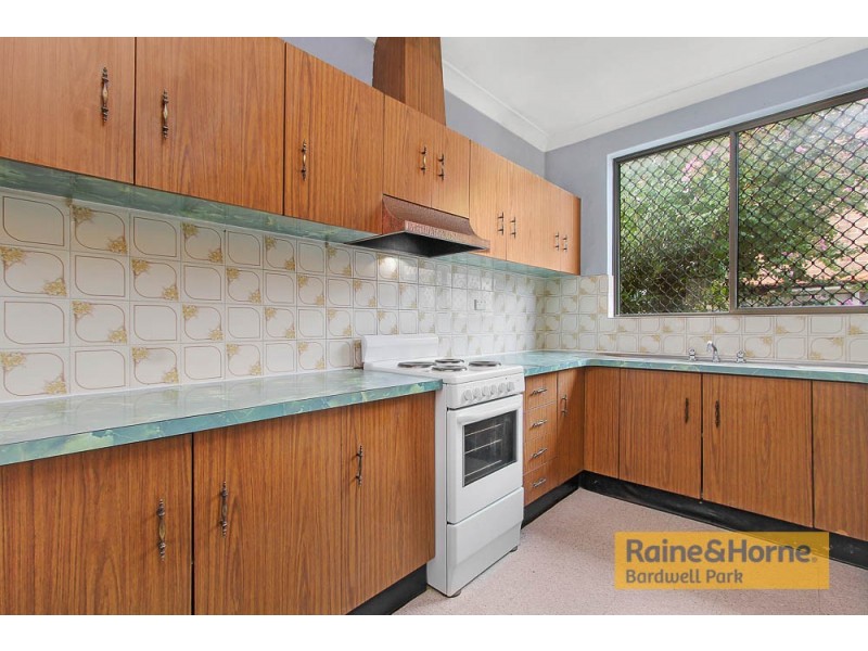 6 Bexley Road, Campsie NSW 2194