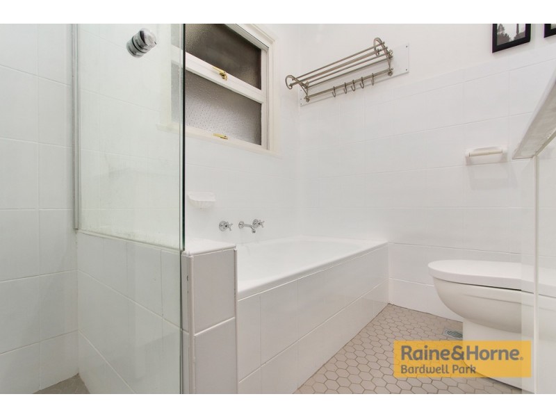 2A East Street, Bardwell Valley NSW 2207