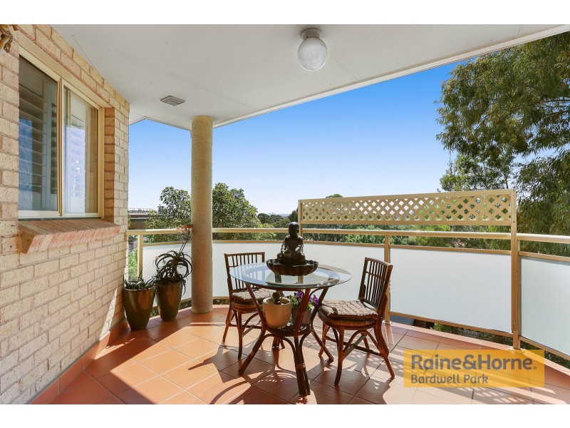 26/1 Hillview Street, Roselands NSW 2196