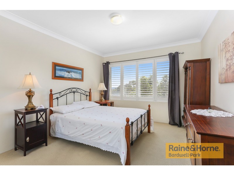 26/1 Hillview Street, Roselands NSW 2196