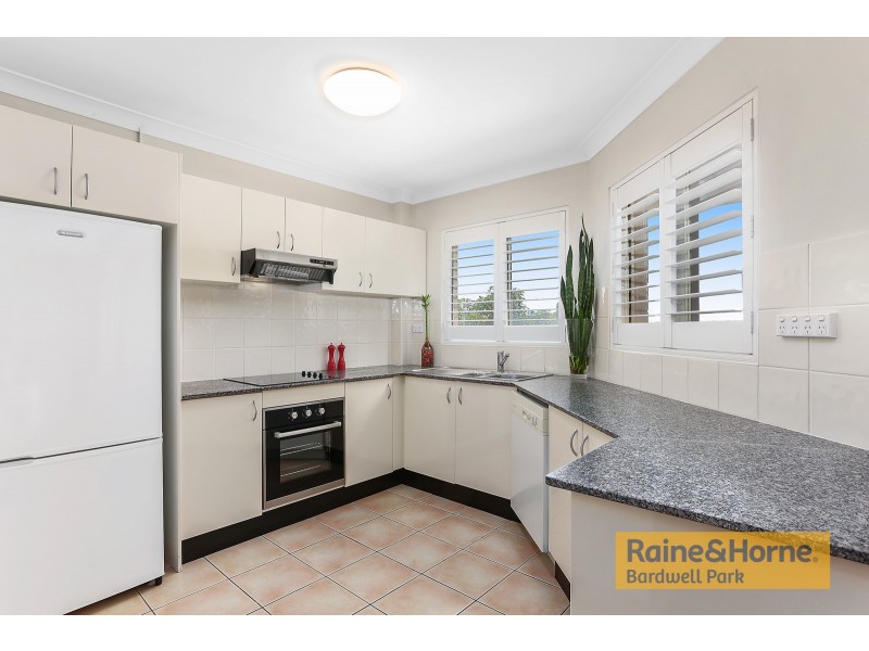 26/1 Hillview Street, Roselands NSW 2196