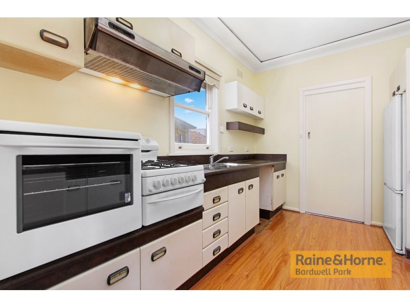 4 Glen Avon Avenue, Narwee NSW 2209