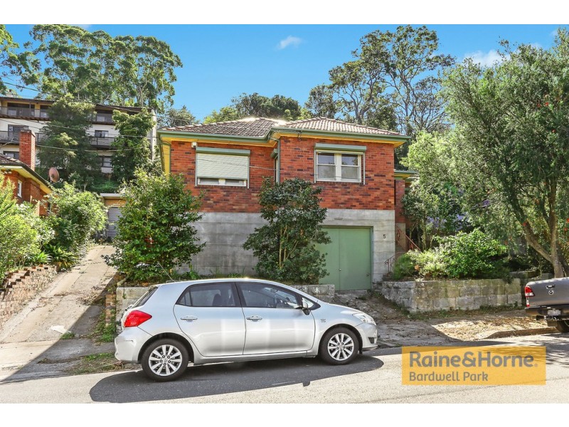 5 Bray Avenue, Earlwood NSW 2206
