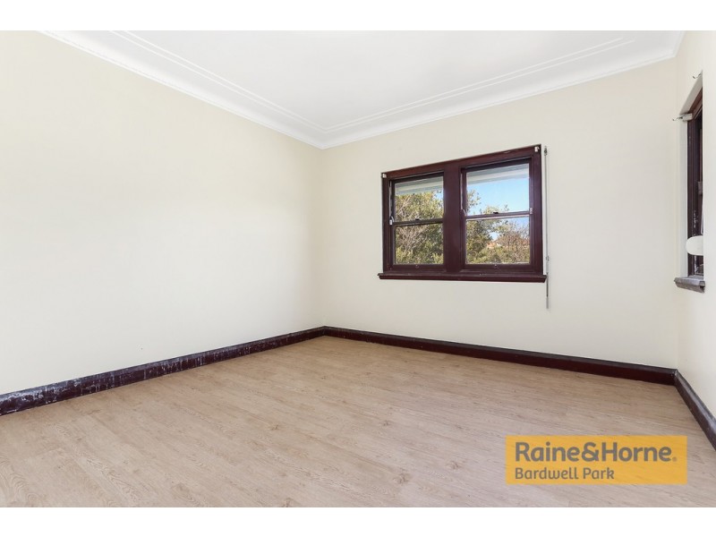 5 Bray Avenue, Earlwood NSW 2206