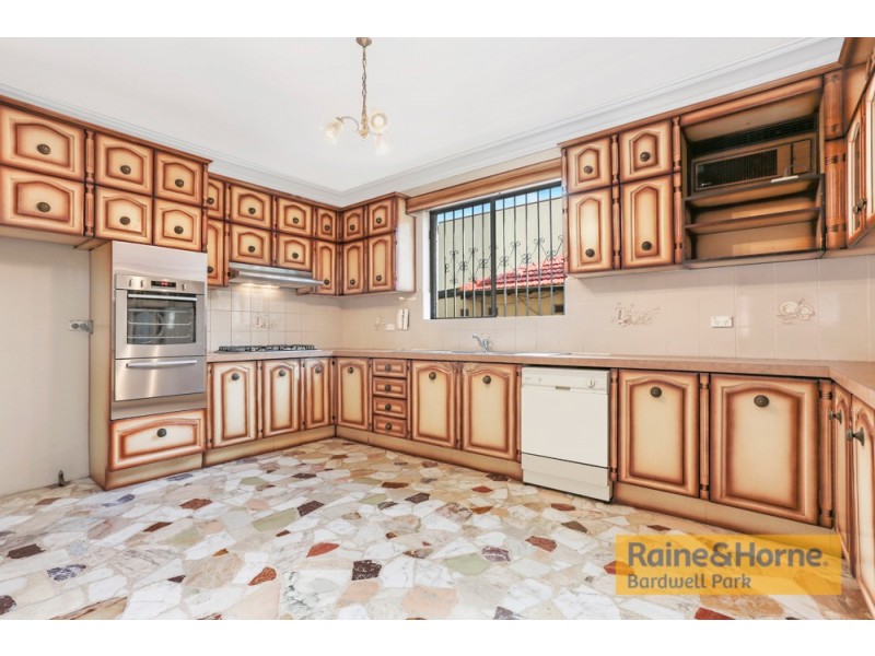 16 Rickard Street, Turrella NSW 2205