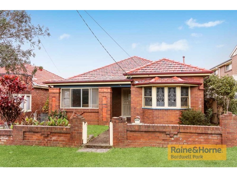 14 Nicholas Avenue, Campsie NSW 2194