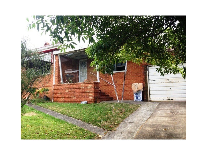 8 Royal Place, Bardwell Park NSW 2207