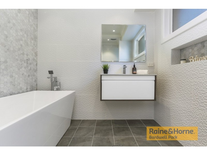 69 Clyde Avenue, Moorebank NSW 2170