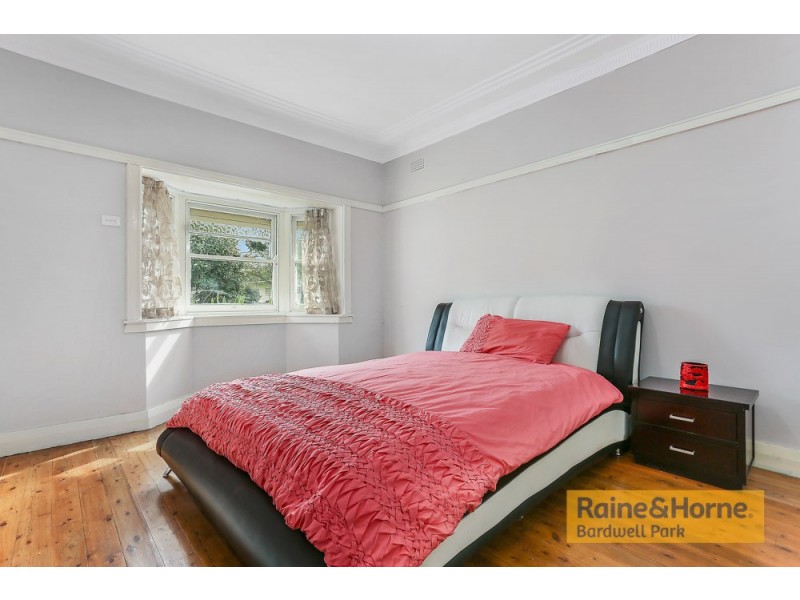 220 Bexley Road, Earlwood NSW 2206