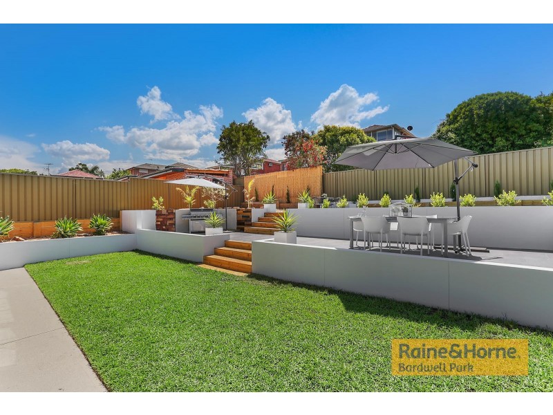 11 Bobadah Street, Kingsgrove NSW 2208