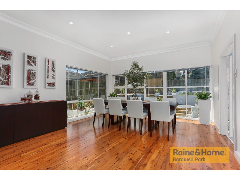 11 Bobadah Street, Kingsgrove NSW 2208