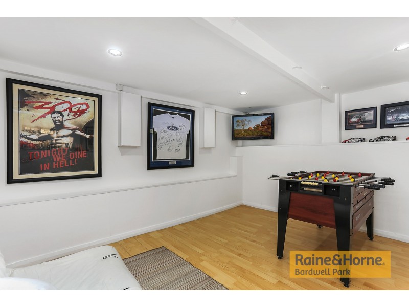 11 Bobadah Street, Kingsgrove NSW 2208