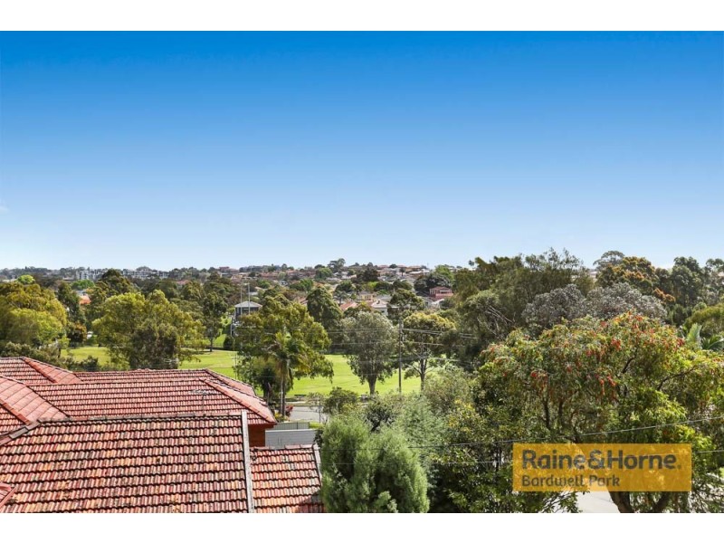 16 Mooney Avenue, Earlwood NSW 2206