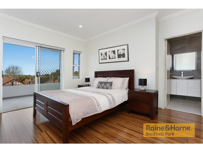 7B Onslow Street, Canterbury NSW 2193