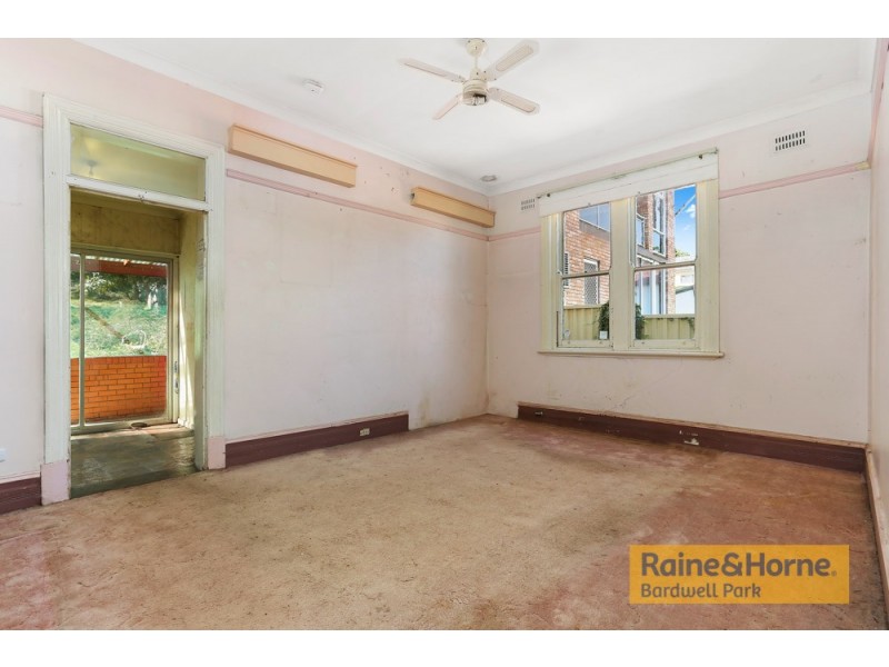 63 Dowling Street, Bardwell Valley NSW 2207