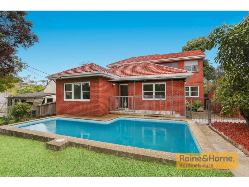 17 May Street, Bardwell Park NSW 2207