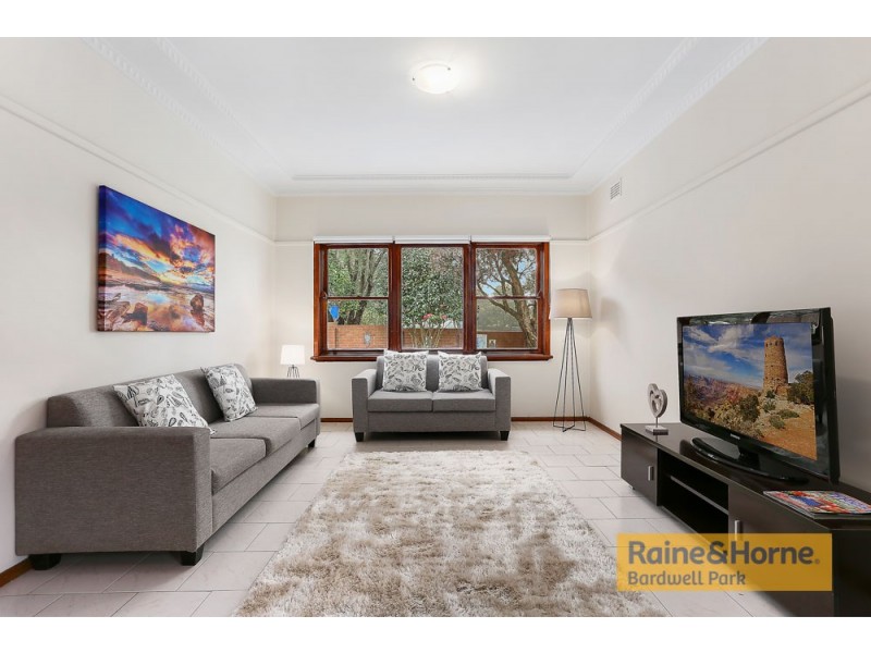 17 May Street, Bardwell Park NSW 2207